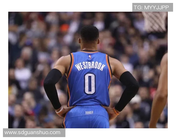 威少新赛季加盟离家更近球队一年薪360万生涯总收入高达349亿